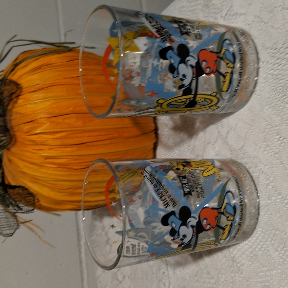 2 Disney glasses NWOT